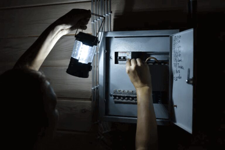 Localized power outages? We provide 24/7 emergency electrical services.